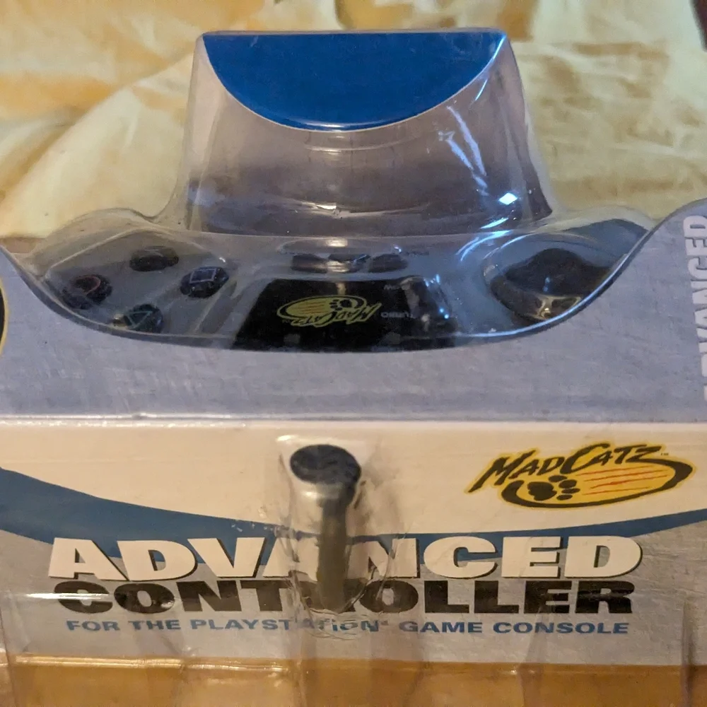 Playstation PS1 PS2 Mad Catz Advanced Controller New